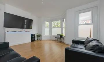 2 bedroom apartment for sale in Mortimer Road, London, NW10