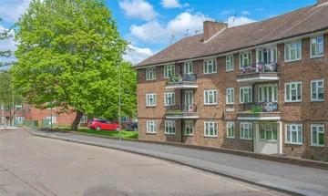 4 bedroom apartment for sale in The Grange, London, N2