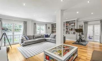 4 bedroom semi-detached house for sale in West Hill, SW15