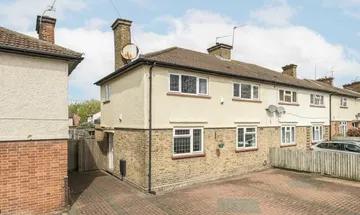 3 bedroom house for sale in Townholm Crescent, Hanwell, W7