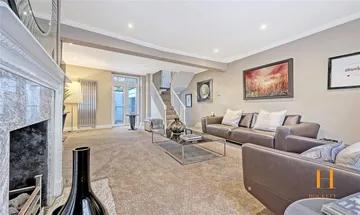 4 bedroom terraced house for sale in Cheyne Row, Chelsea, London, SW3