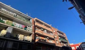 Piso en venta en calle De María Antonia de 2 habitaciones con aire acondicionado y calefacción