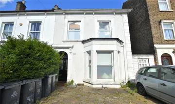 1 bedroom apartment for sale in Birchanger Road, London, SE25