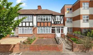 3 bedroom end of terrace house for sale in Otterburn Street, Tooting, SW17