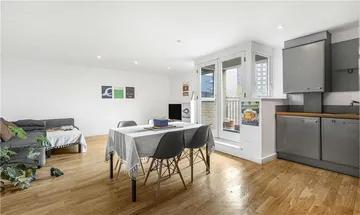 2 bedroom apartment for sale in Hackney Road, London, E2