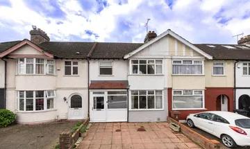 3 bedroom terraced house for sale in Alpha Road, Chingford, E4