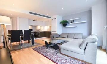 1 bedroom flat for sale in Landmark West Tower, Marsh Wall, London E14