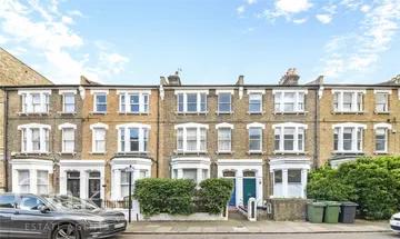 4 bedroom terraced house for sale in Paulet Road, Camberwell, SE5