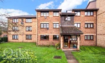 2 bedroom apartment for sale in Veronica Gardens, Streatham Vale, SW16