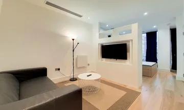 Studio flat for sale in Staines Road, Hounslow, TW3