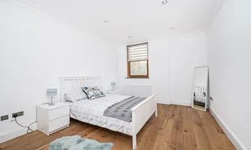 1 bedroom flat for sale in Priory Road, Crouch End, N8