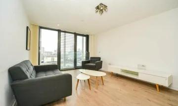 1 bedroom flat for sale in Great Eastern Rd, E15