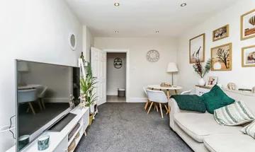 2 bedroom flat for sale in Edridge Road, Croydon, CR0