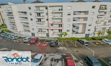 Appartement 28 m2 avec balcon et place de parking