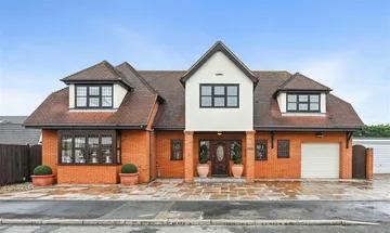 4 bedroom detached house for sale in The Elkins, Romford, RM1
