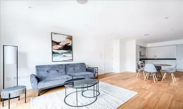 1 bedroom apartment for sale in Mare Street, London Fields, E8