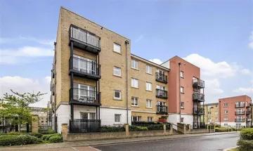 2 bedroom flat for sale in Candle Street, Mile End, E1