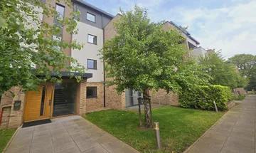2 bedroom flat for sale in Drayton Court, NW4 1AY, NW4