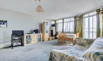 2 bedroom flat for sale in Campden Hill Towers, Royal Borough of Kensington and Chelsea, W11