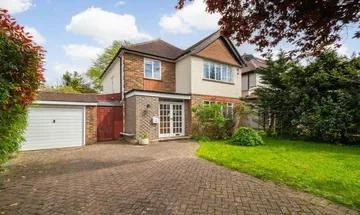 3 bedroom detached house for sale in The Dene, Cheam, Sutton, SM2