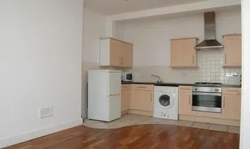 2 bedroom flat for sale in East Dulwich Grove, East Dulwich, London, SE22