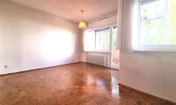 Ein Schmuckstück in Rugier Lage Frankfurts wartet diese 4 Zimmer Wohnung auf Sie!