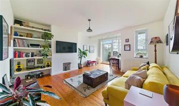 2 bedroom apartment for sale in Gascoyne House, Gascoyne Road, London, E9