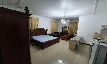 FULLY FURNISHED STUDIO APARTMENT INCLUDING BILLS
