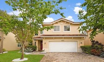 property for sale in 4809 Foxtail Palm Ct