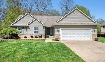 property for sale in 2529 Birchwood Dr