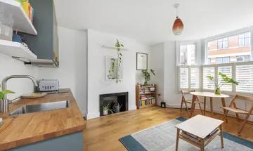 1 bedroom apartment for sale in Fieldway Crescent, London, N5