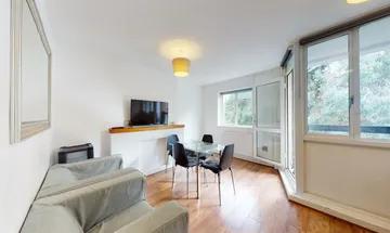 3 bedroom apartment for sale in Stepney Green, London, E1
