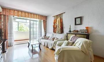 Piso en venta en La Verneda i la Pau de 3 habitaciones con terraza y aire acondicionado