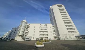 2 bedroom flat for sale in Canning Town, London, E16