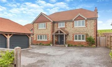 5 bedroom detached house for sale in Oakes Close, Porton, Salisbury, Wiltshire, SP4