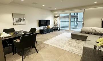 1 bedroom flat for sale in Balmoral House, One Tower Bridge, SE1