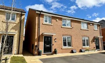3 bedroom semi-detached house for sale in KINGSWINFORD, Della Court, DY6