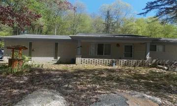 property for sale in 63200 Mount Vernon Rd
