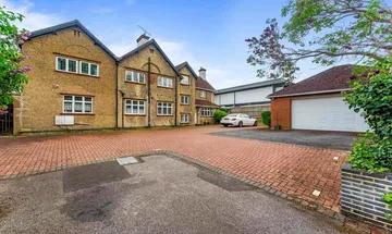 5 bedroom detached house for sale in The Drive, Sutton, SM2