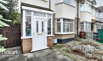 4 bedroom end of terrace house for sale in Hale End Road, Walthamstow, E17