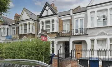 3 bedroom apartment for sale in Woodhurst Road, London, W3