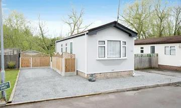 1 bedroom detached house for sale in North End, Cummings Hall Lane, Noak Hill, Romford, RM3