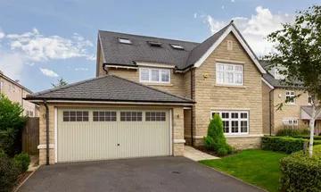 5 bedroom detached house for sale in Barwick Place, Newton Kyme, LS24