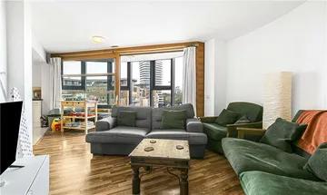 2 bedroom apartment for sale in Lombard Road, London, Wandsworth, SW11