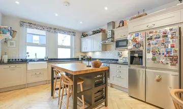 3 bedroom house for sale in Boxley Street, Royal Docks, London, E16