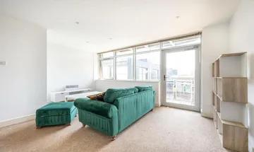 2 bedroom flat for sale in Gerry Raffles Square, Stratford, London, E15