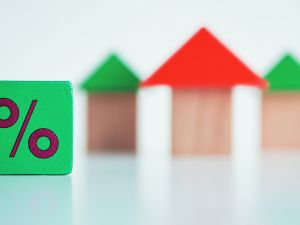 What does the House Price Index (HPI) measure?